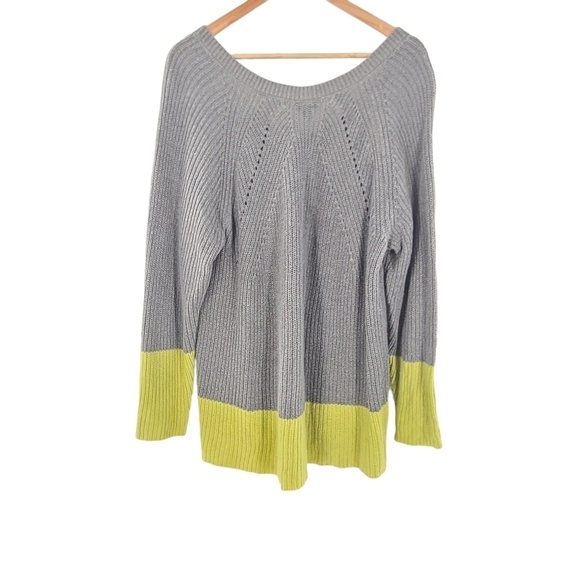 Torrid Gray Neon Yellow Colorblock Striped V-Neck Sweater Plus Size 2XL - Picture 6 of 8